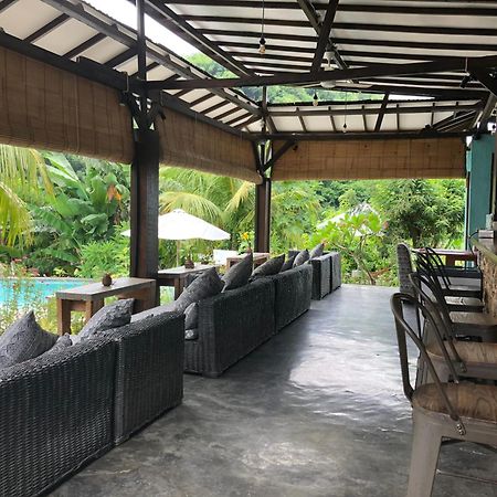 Wae Molas Hotel ลาบวนบาโจ ภายนอก รูปภาพ