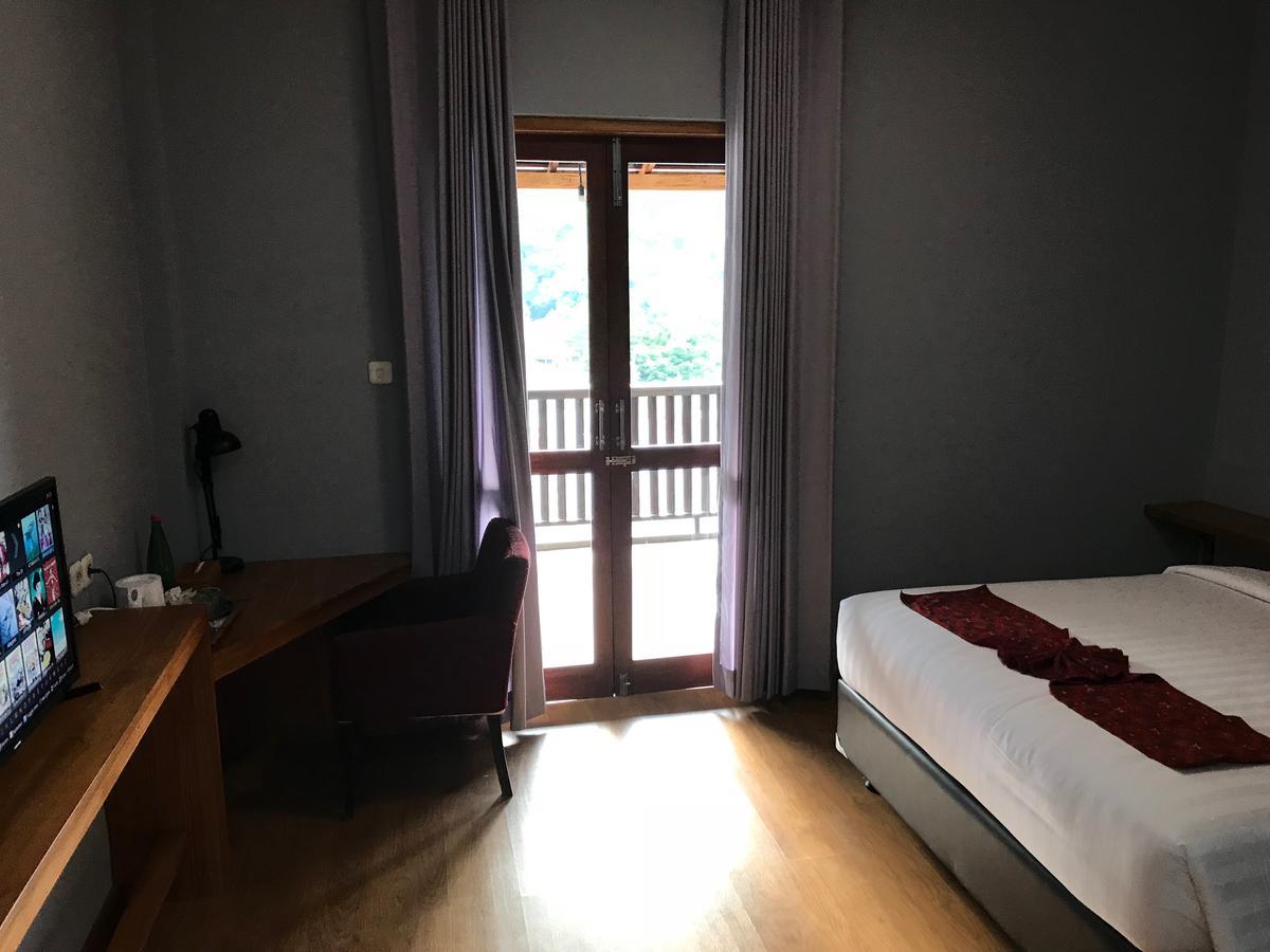 Wae Molas Hotel ลาบวนบาโจ ภายนอก รูปภาพ