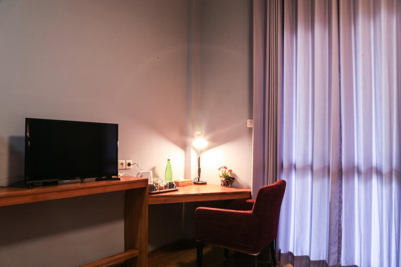Wae Molas Hotel ลาบวนบาโจ ภายนอก รูปภาพ